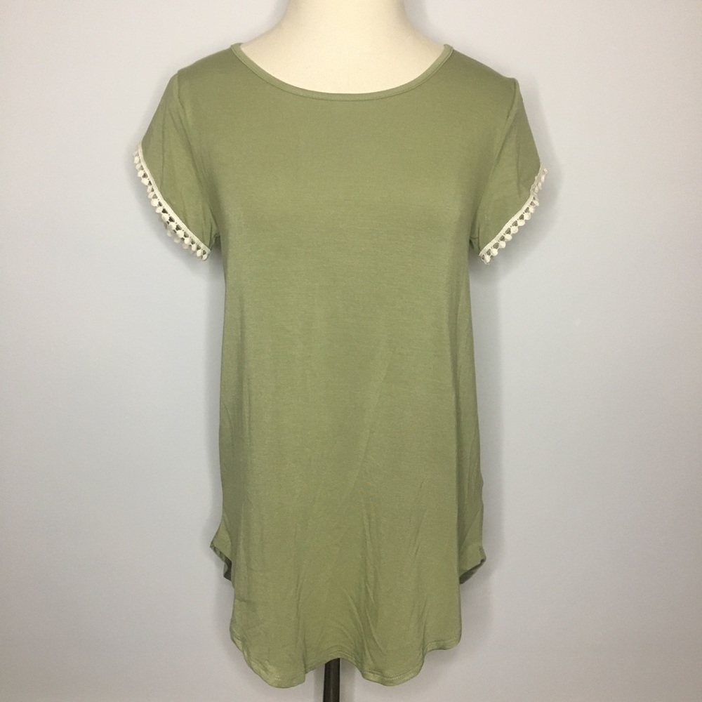 BOMBOM Olive Green Lace Pom Pom Short Sleeve Shirt Small